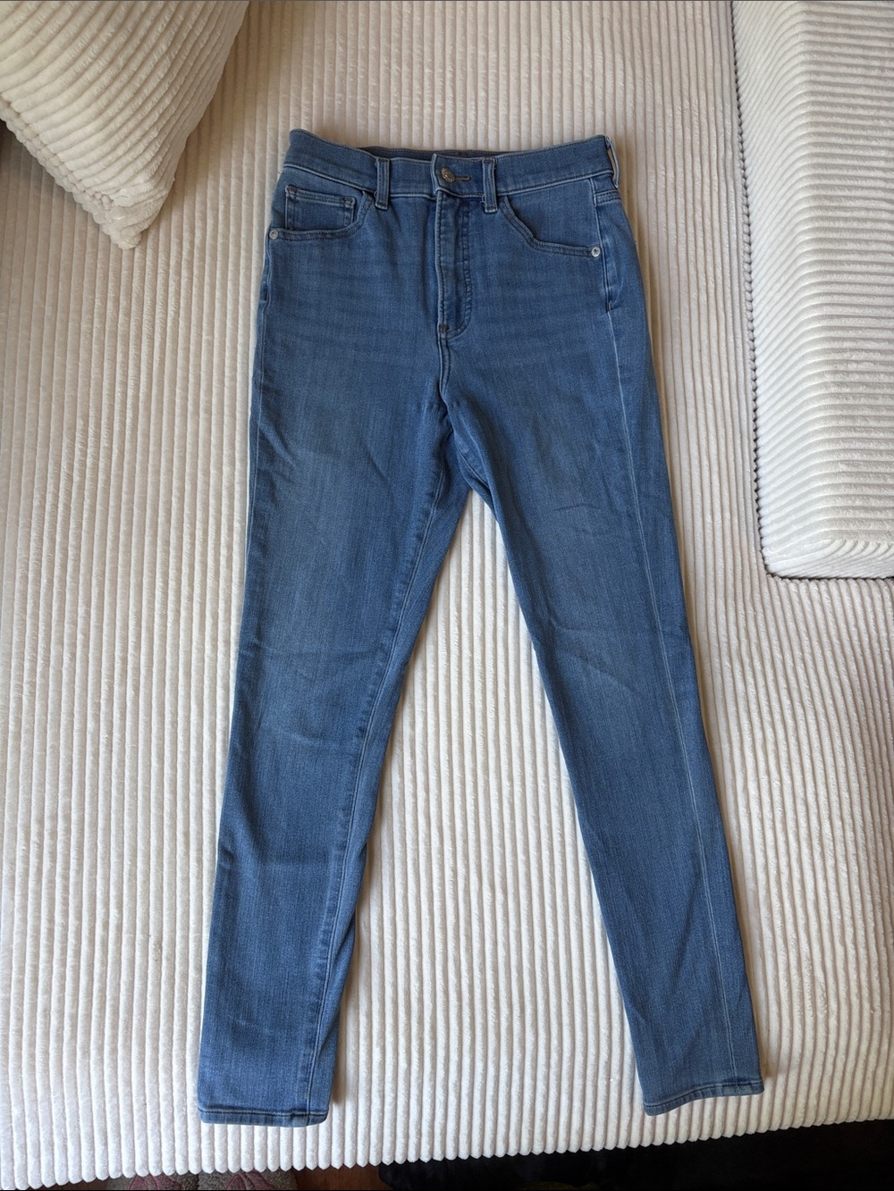 Express Women's Skinny Jeans in Blue Wash